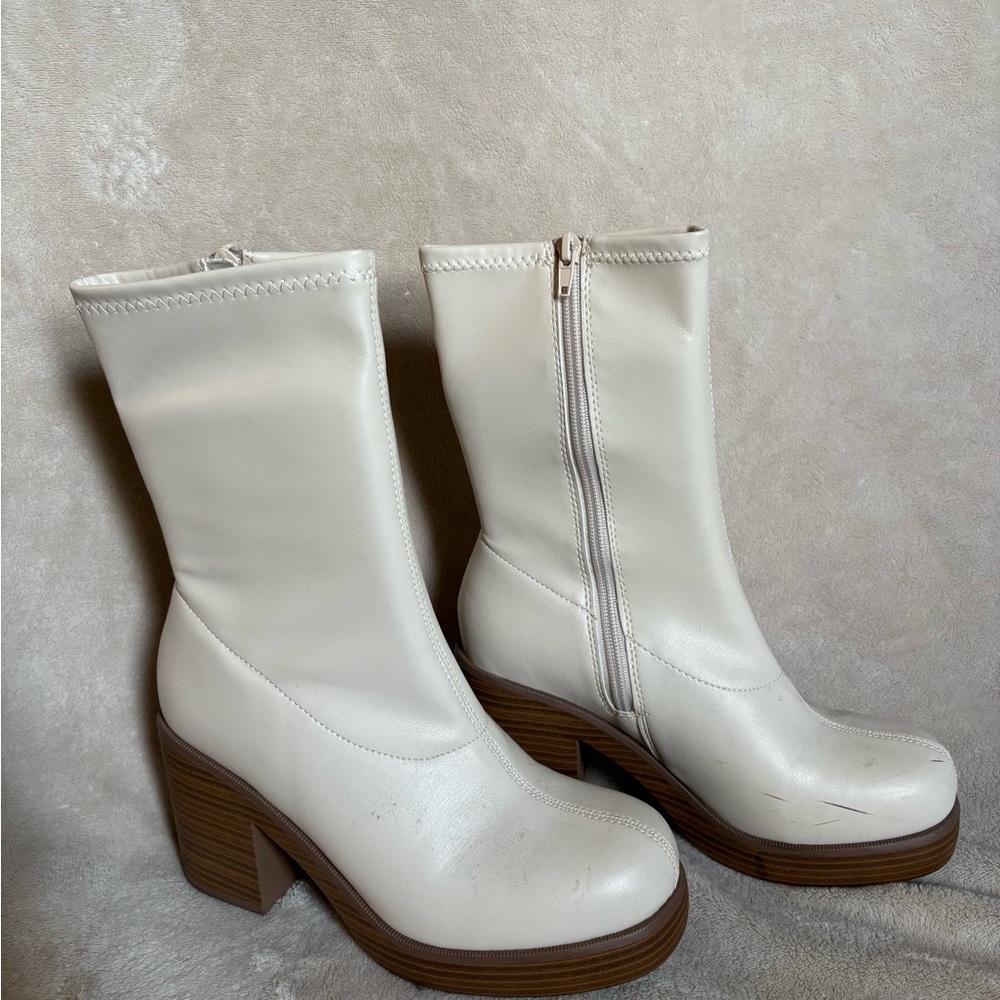 Tilly's Cream Heeled Boots